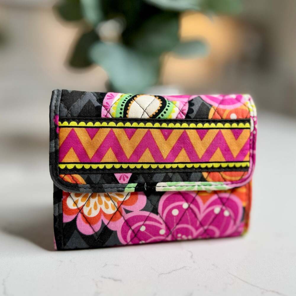 Vera Bradley | Retired Ziggy Zinnia Wallet